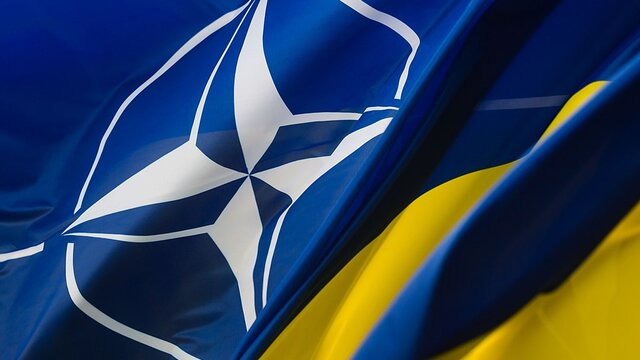 NATO and Ukrainian flags