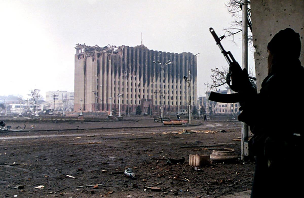 The Presidential Palace in the city of Grozny, Chechnya region, in January 1995