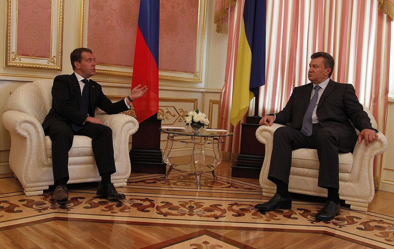 Russia's president Dmitry Medvedev and Ukraine's president Victor Yanukovich, 2013