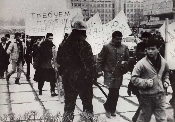 Soviet crackdown on Kazakh protests in 1986